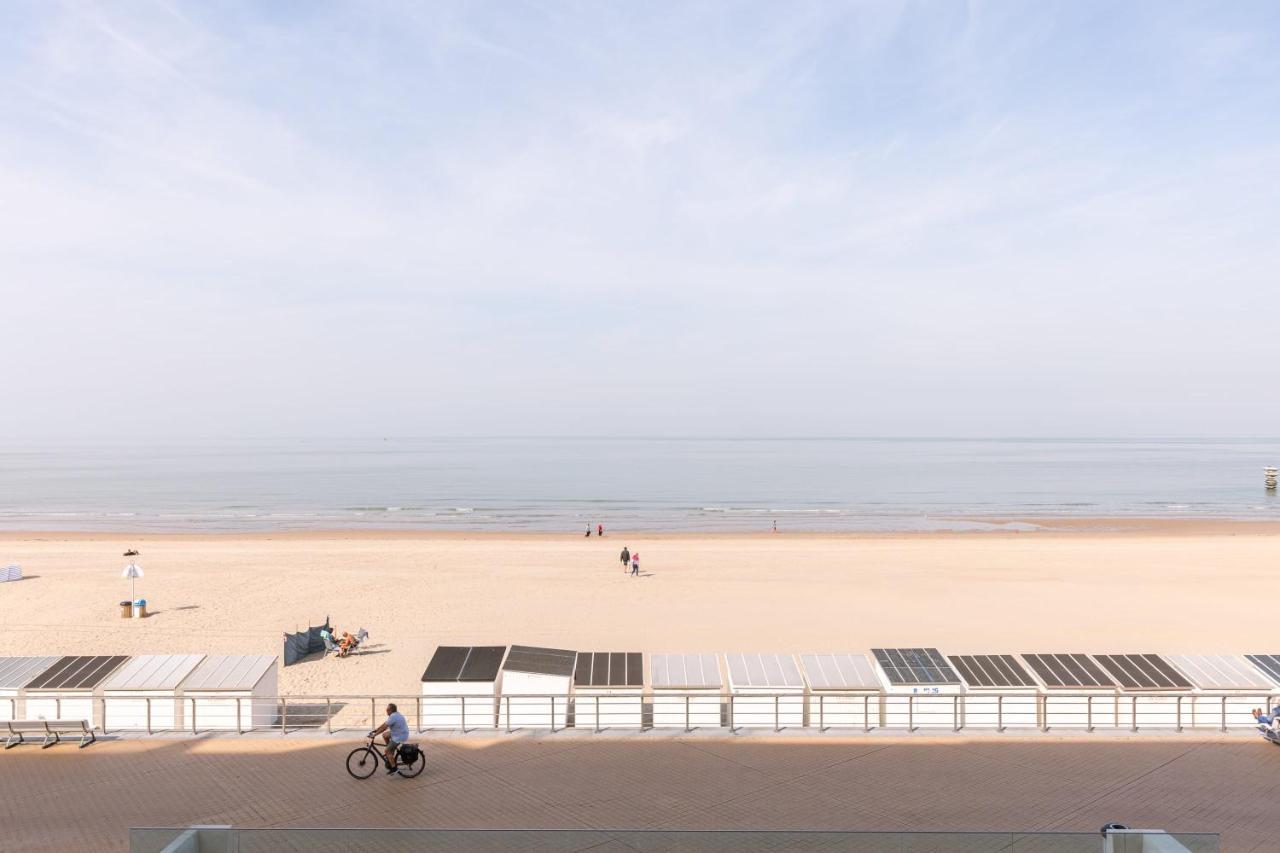 Apartment Charming With Frontal Seaview